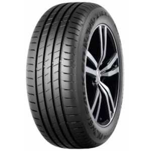 Falken ZIEX ZE320 215/55-R17 94V